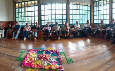 Entrecruzando raíces para una economía social y solidaria